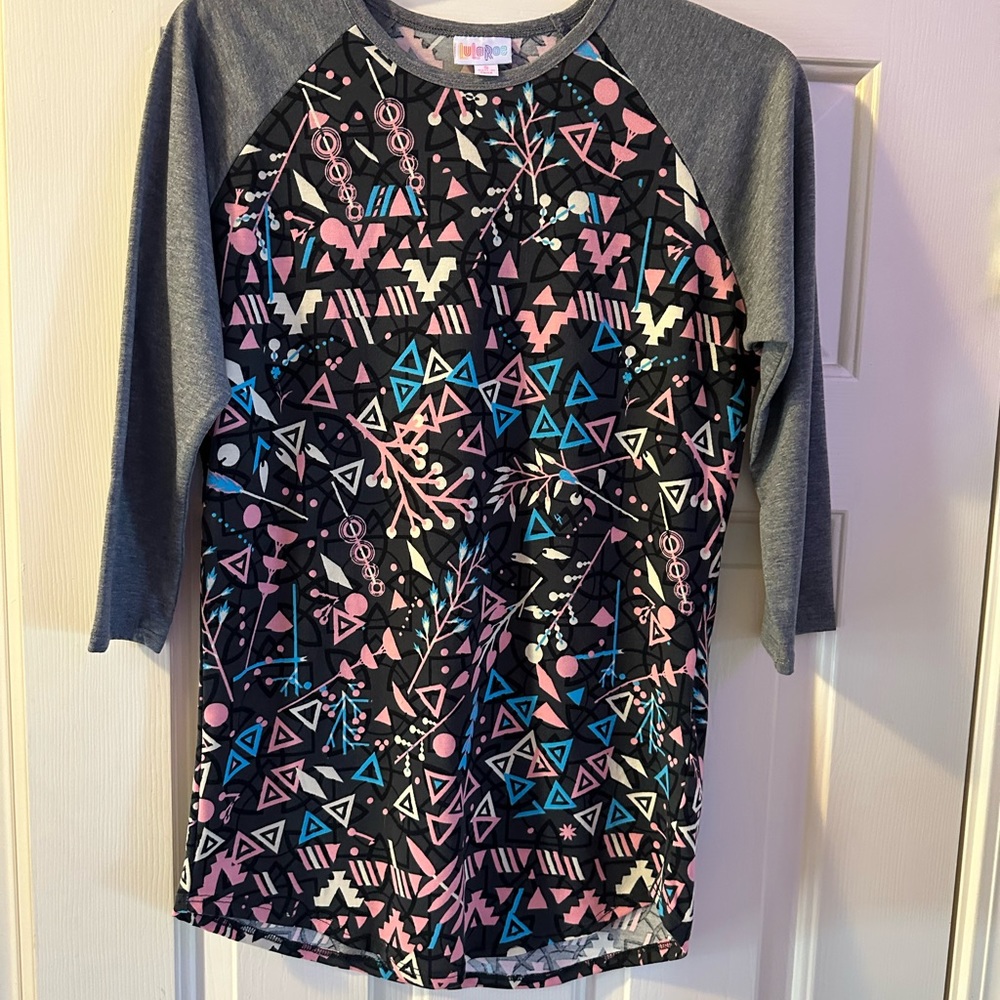 Lularoe Multi Color Mid Sleeve Top